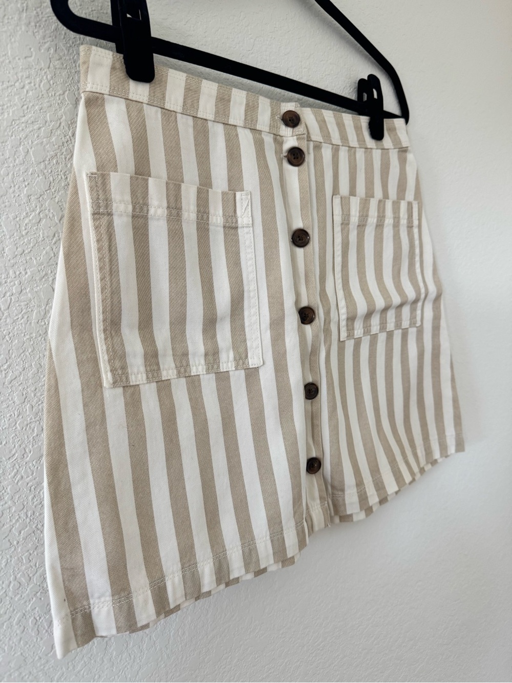 Old Navy Button Front Tan Cream Striped Skirt - Picture 2 of 7